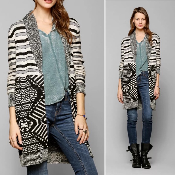 Ecotè Mix Intarsia Open-Front Cardigan - Picture 2 of 7